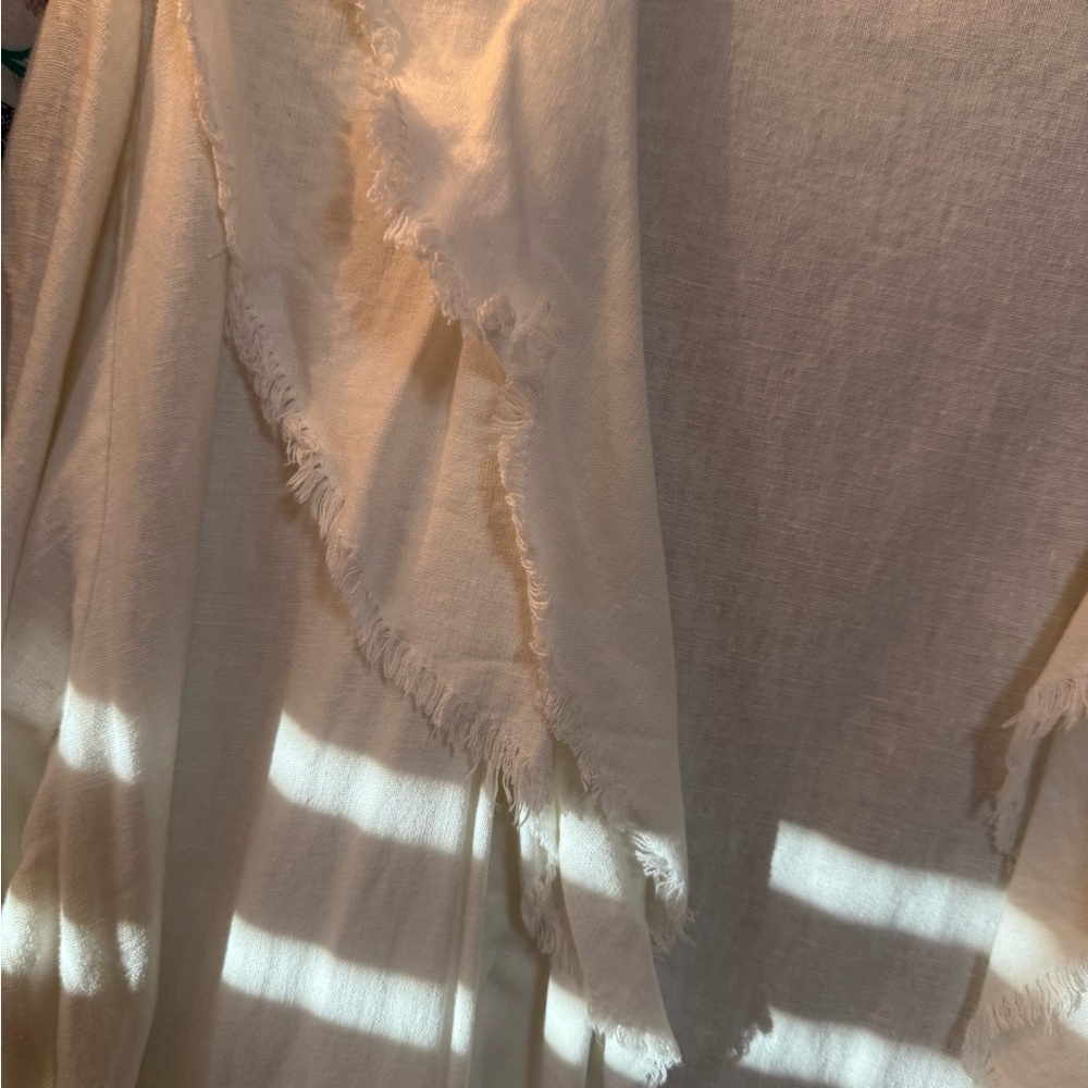 Chic Cream Women's Ruffle Jacket - image 3